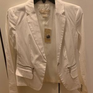 New! Petite Michael Kors White blazer